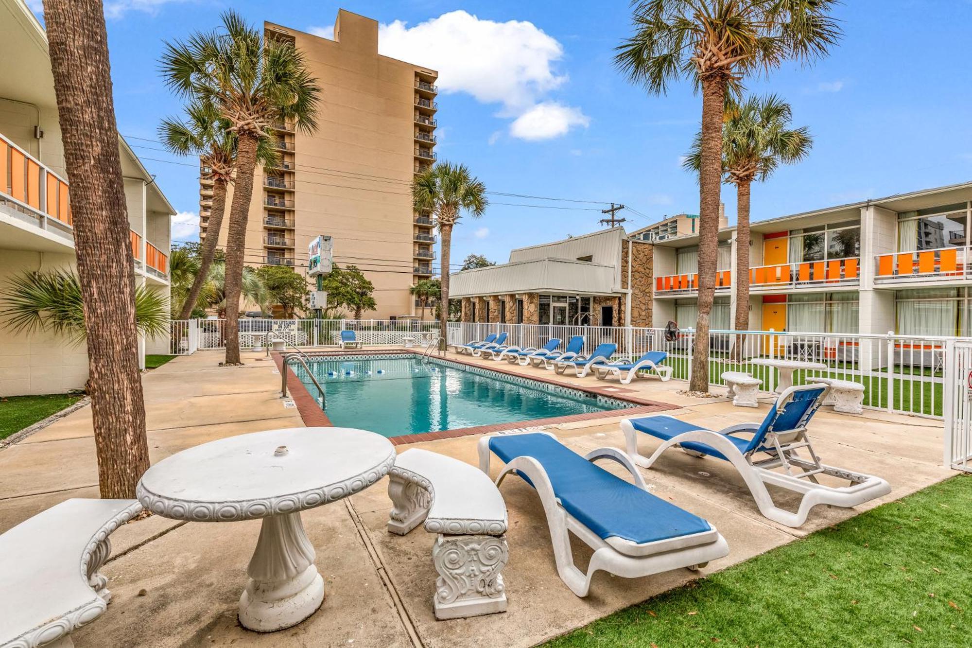 Holiday Shores Myrtle Beach Extérieur photo